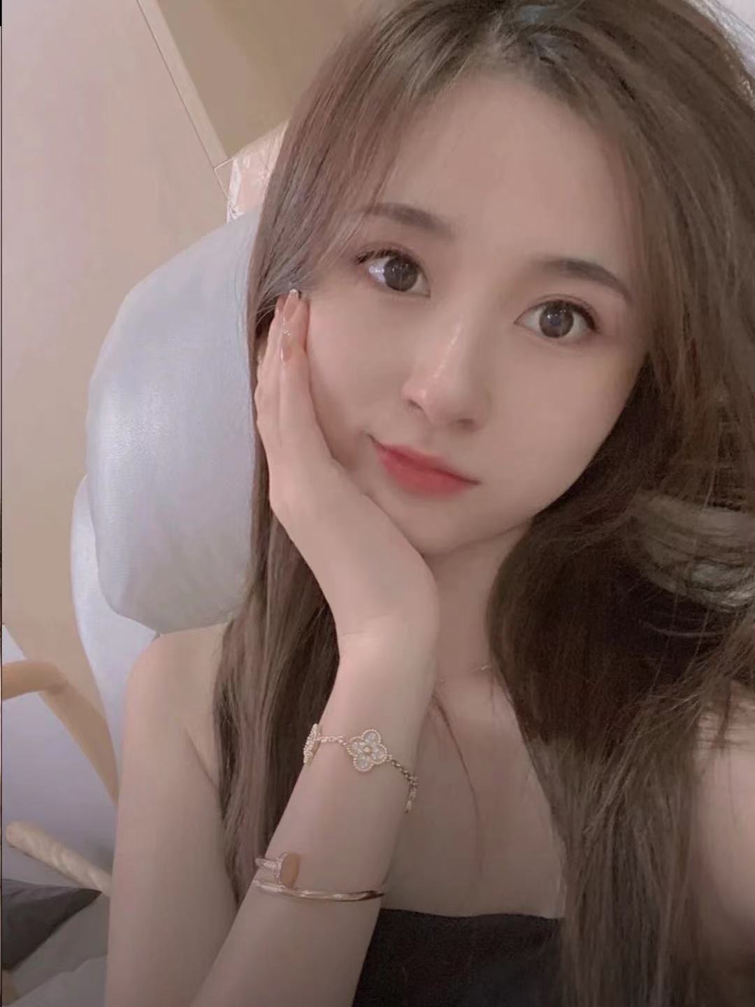 这次体验不是很好，妹子有点催，服务一般，刚下水不久